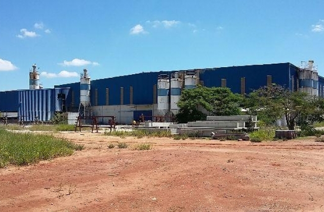 Imóvel Taubaté :: FABRICA EM TAUBATE (MASSA FALIDA) / Prédio / 74.000 m²