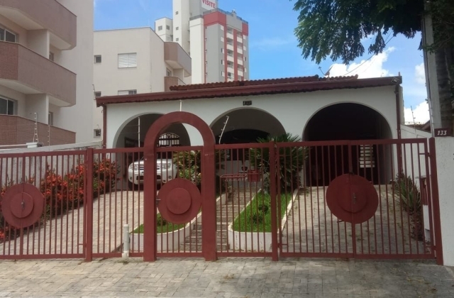 Imóvel Taubaté :: Vila São José / Casa / 3 dorms