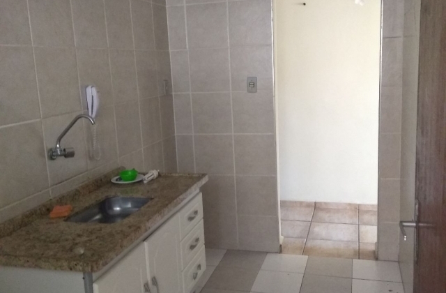 Imóvel Taubaté :: Condominio Versalhes / Apartamento / 61 m²