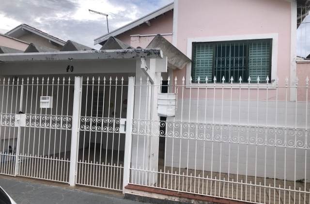 Imóvel Taubaté :: Vila das Jabuticabeiras / Casa / 2 dorms